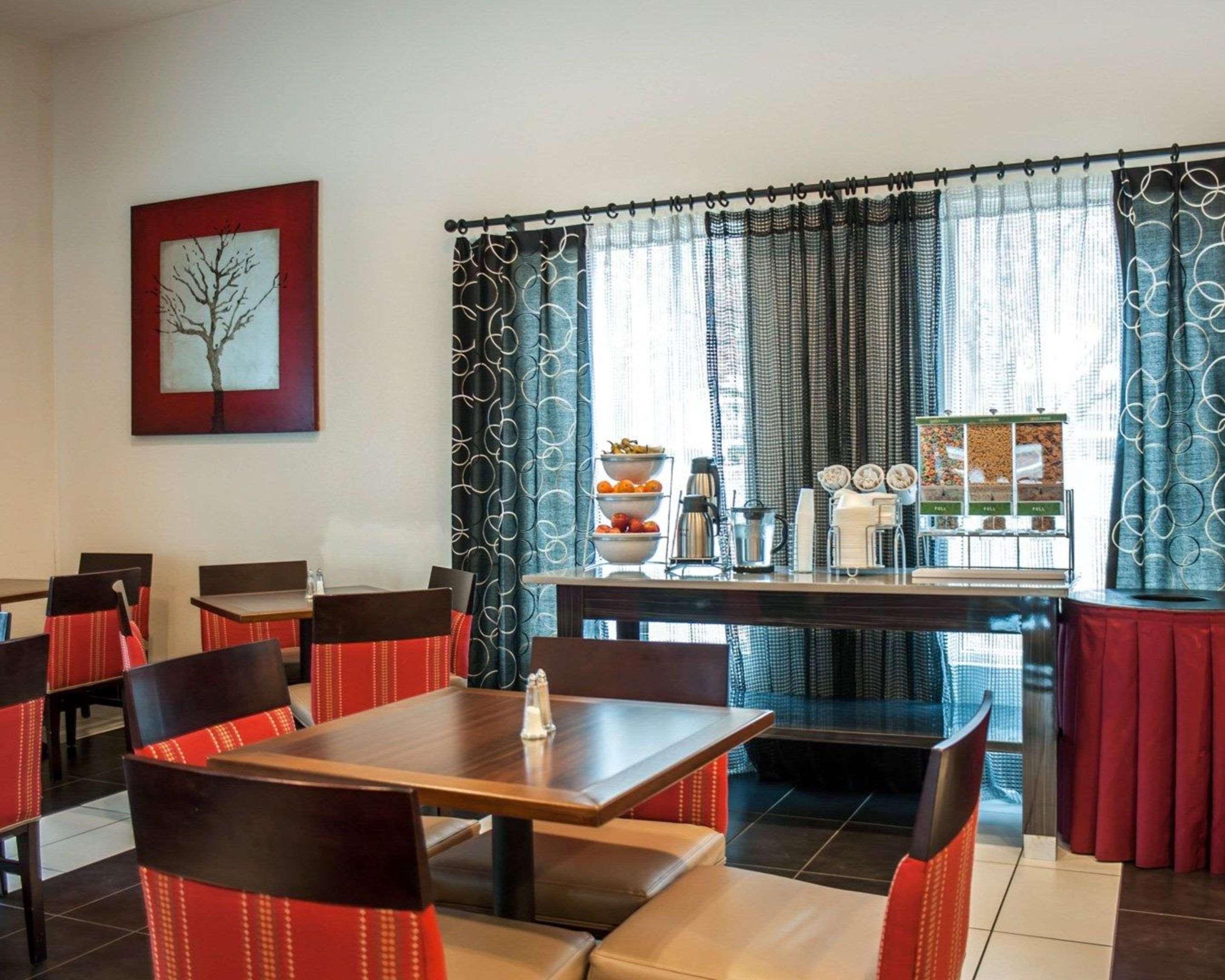 Comfort Suites Nashville Airport - Bna Экстерьер фото