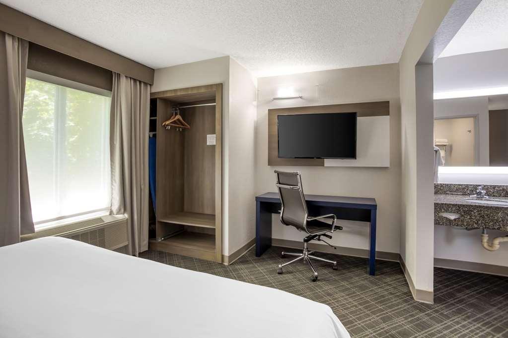 Comfort Suites Nashville Airport - Bna Номер фото