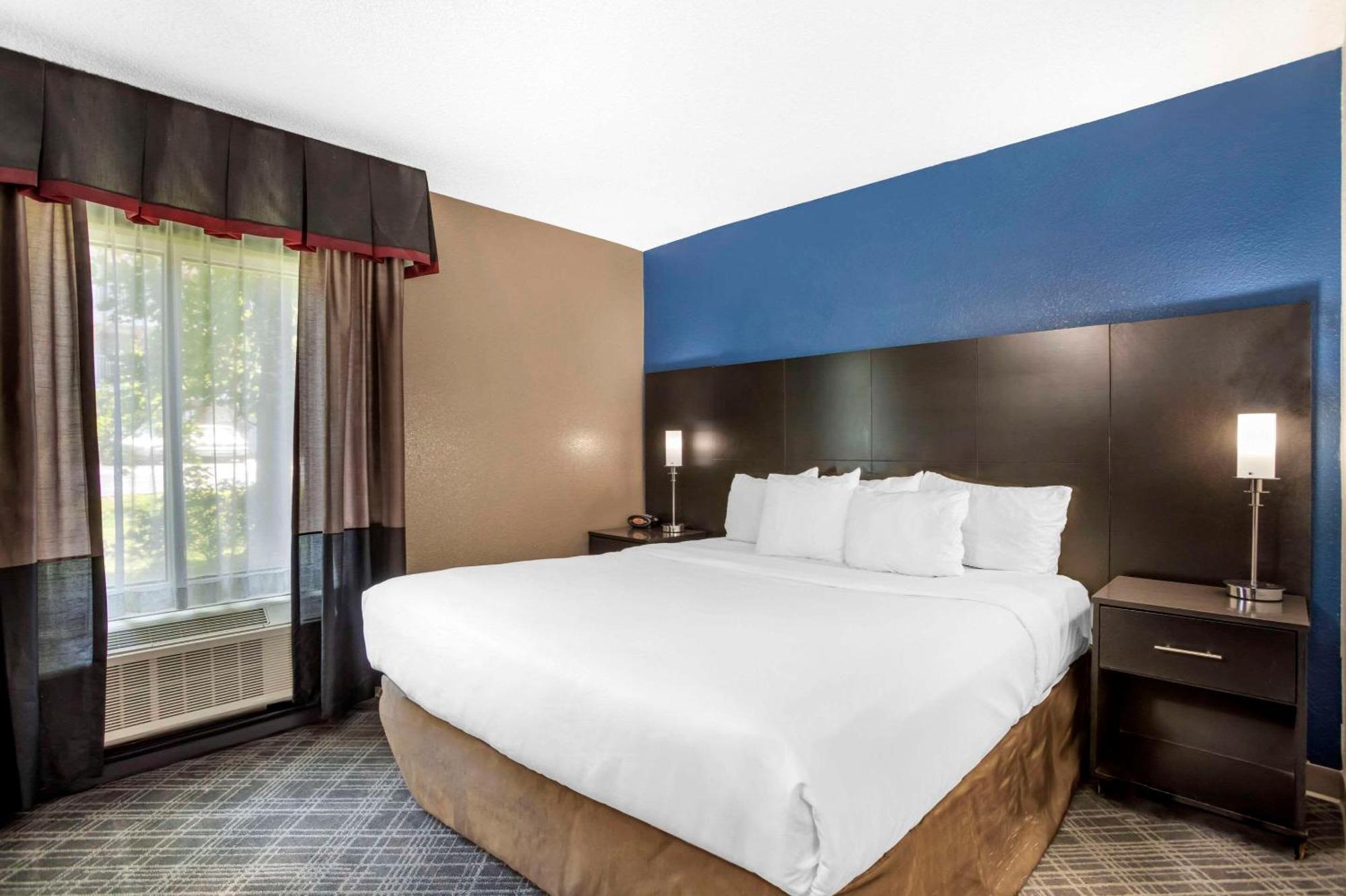 Comfort Suites Nashville Airport - Bna Экстерьер фото