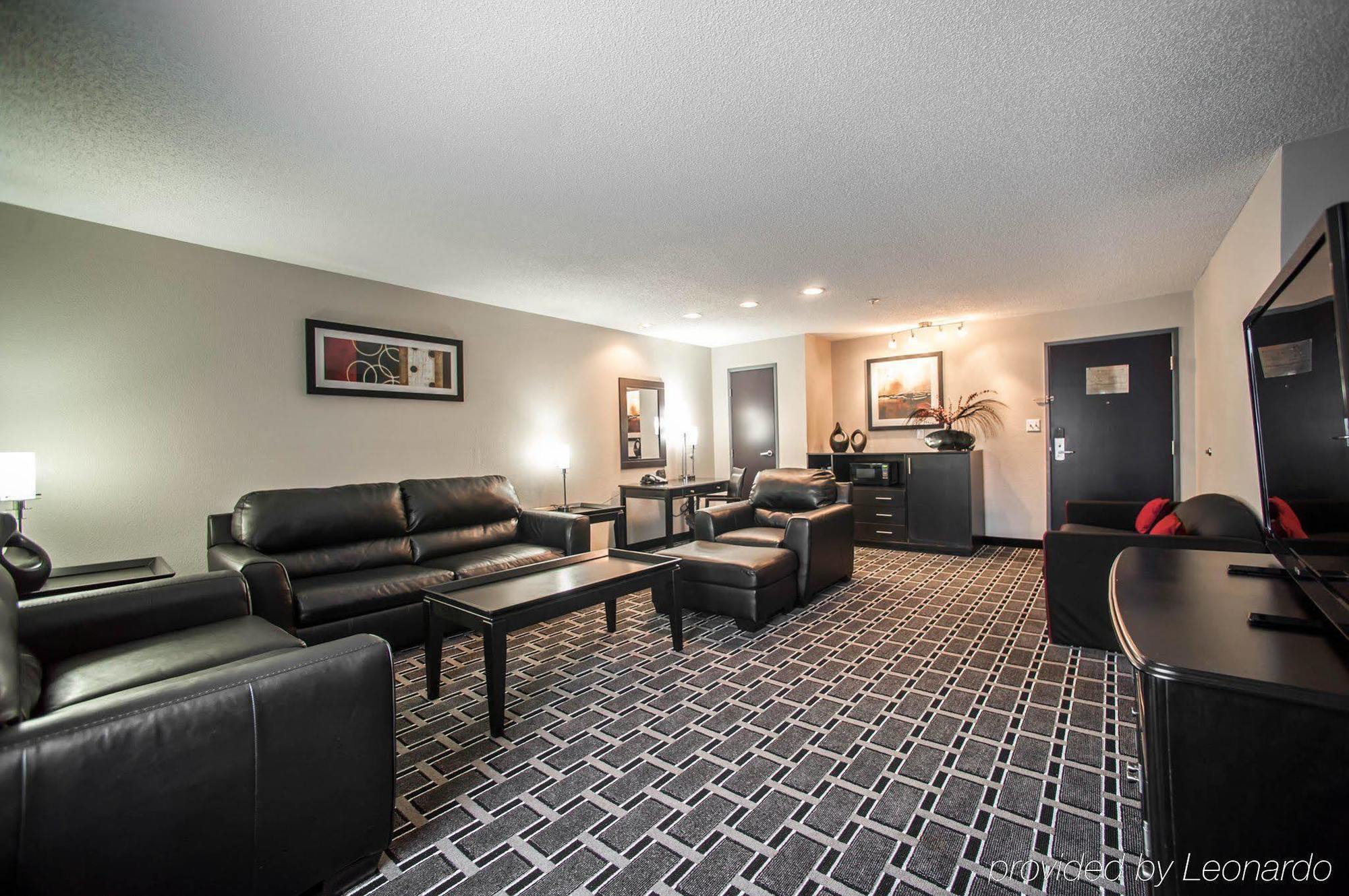 Comfort Suites Nashville Airport - Bna Экстерьер фото